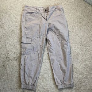 Loft cargo pants. Size 8. Pre owned.